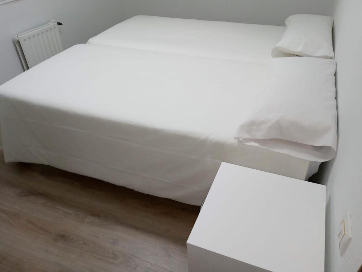 Amplio Alojamiento En Oviedo Dış mekan fotoğraf